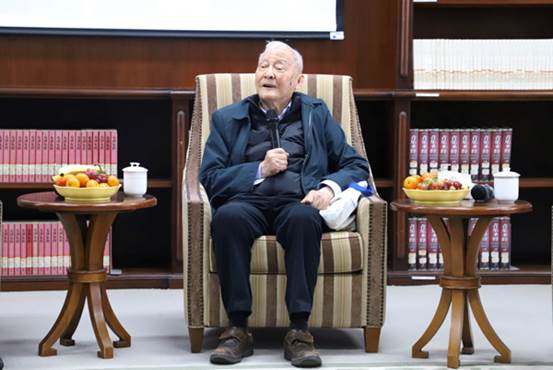 袁道先院士作分享。betway88西汉姆联供图